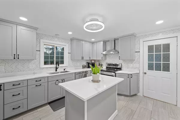 Worcester, MA 01609,40 Walter St