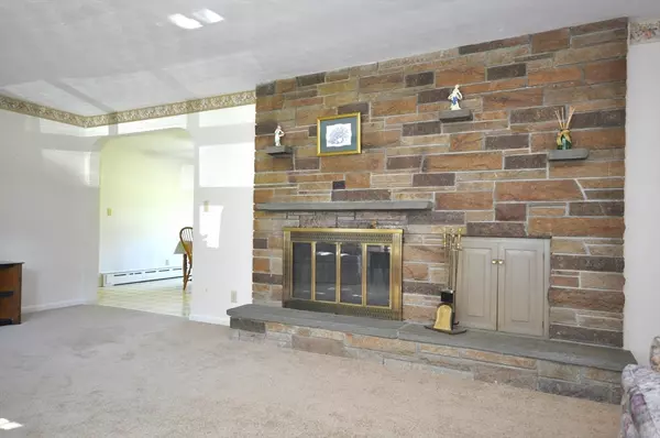 East Bridgewater, MA 02333,38 Leland St