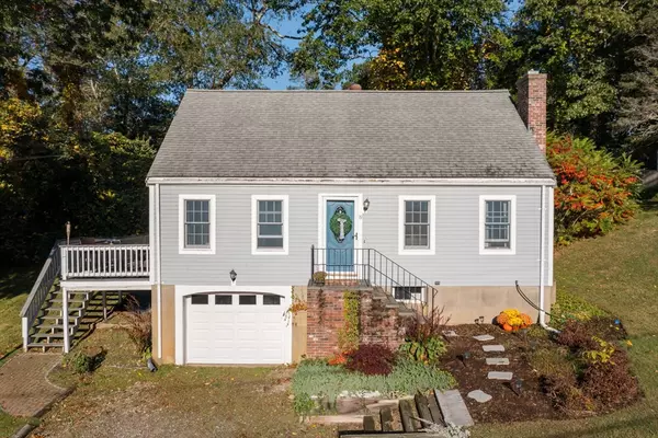 19 Langford Rd, Plymouth, MA 02360