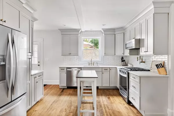 Andover, MA 01810,61 Elm Street #61