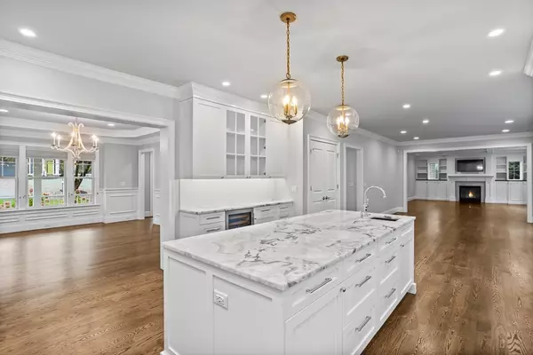 Lexington, MA 02420,25 Flintlock Road
