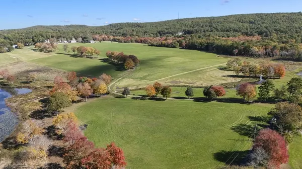 Plymouth, MA 02360,122 Clifford Rd