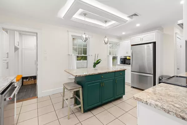 Lynn, MA 01904,112 Fays Ave