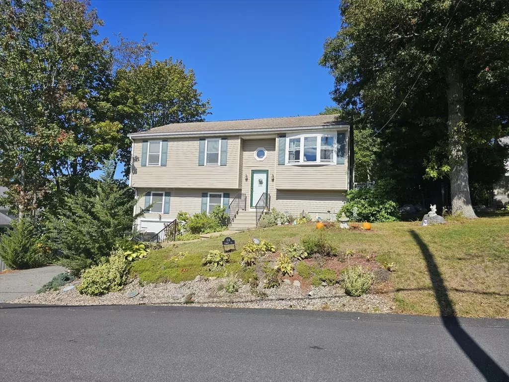 Fall River, MA 02720,104 Corbett St