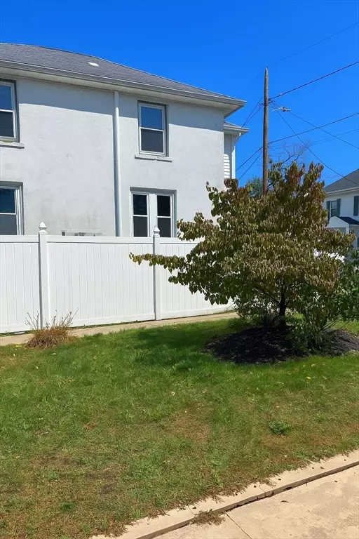 Danvers, MA 01923,64 Hobart St