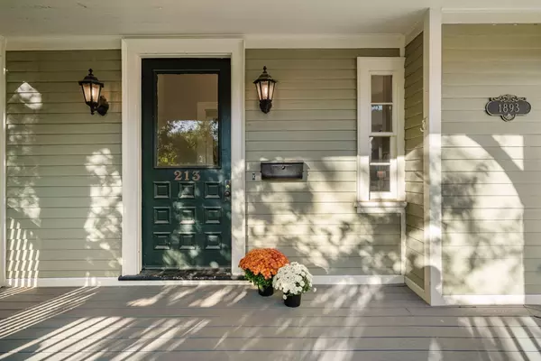 Brookline, MA 02445,213 Gardner Rd