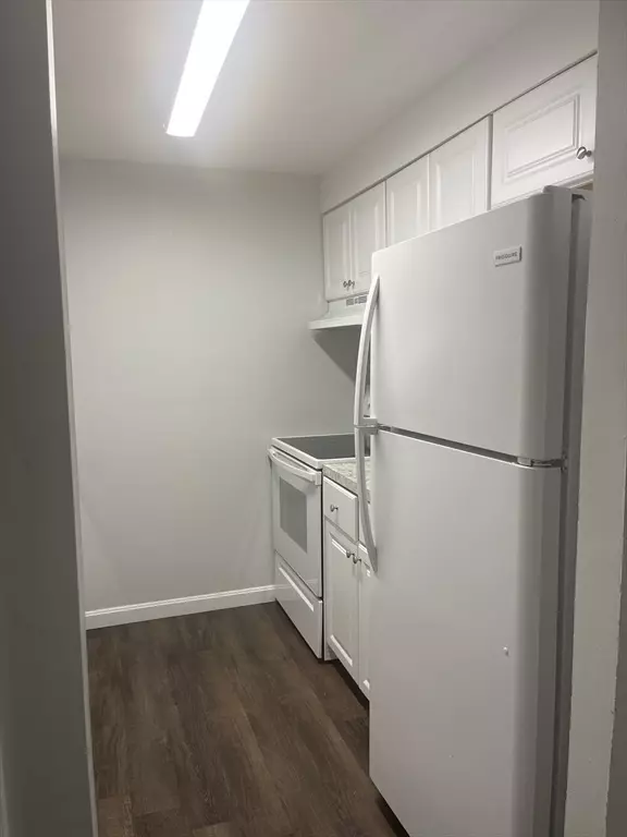 Bridgewater, MA 02324,180 Main St #2208