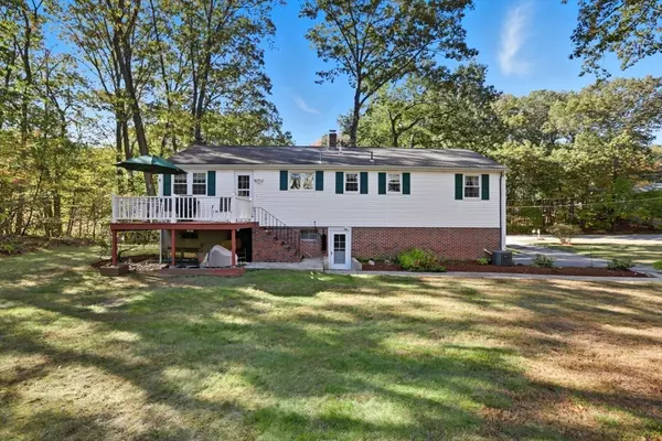 Andover, MA 01810,2 Glenwood Rd