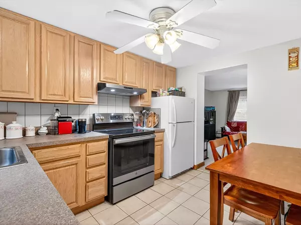 Braintree, MA 02184,145 Commercial St #3