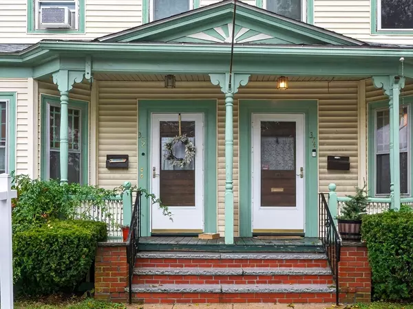 North Andover, MA 01845,372-374 Main St