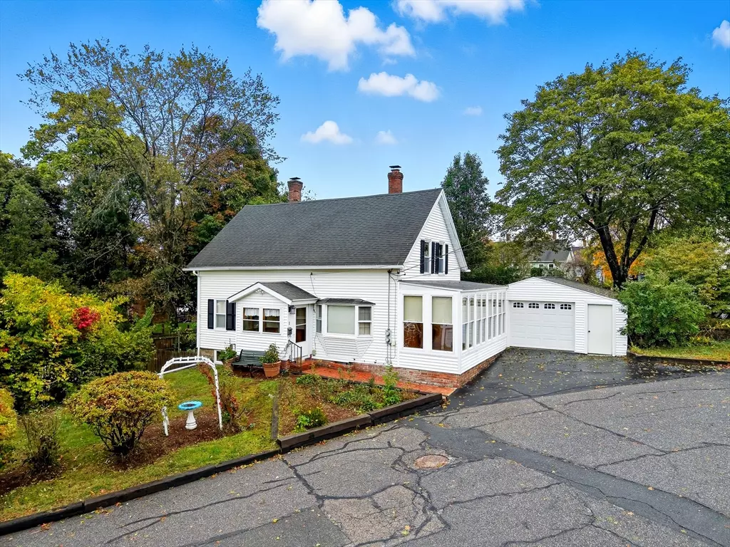 Northbridge, MA 01534,1 Elm St
