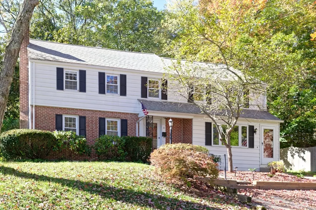 Auburn, MA 01501,3 Lancaster St