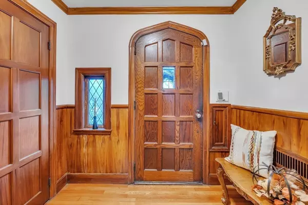 Worcester, MA 01609,493 Salisbury Street