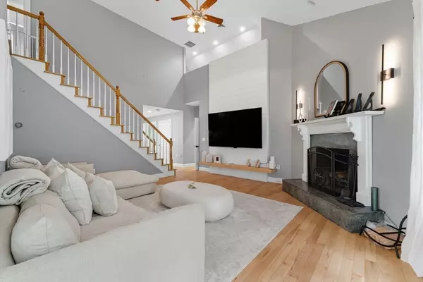 30 Forest St, Newbury, MA 01922