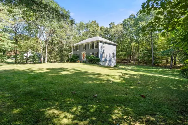 Sturbridge, MA 01566,10 Orchard Rd