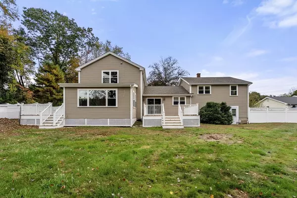 Holliston, MA 01746,56 Paul Rd