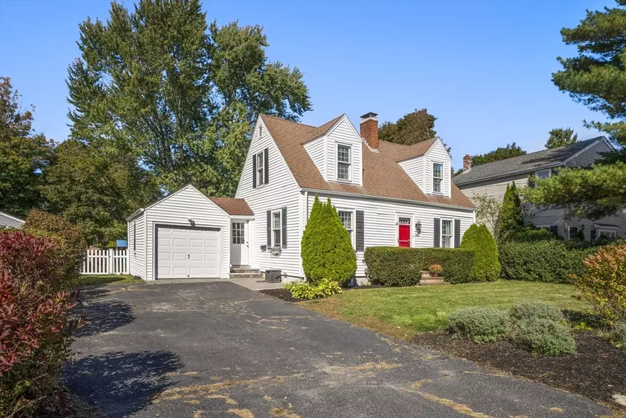 446 Ralph Talbot St, Weymouth, MA 02190