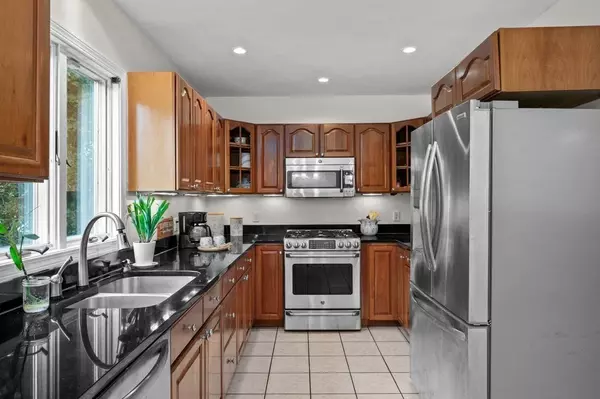 Saugus, MA 01906,5 Stanley Terrace
