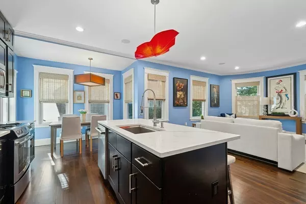 Boston, MA 02130,15 Oakview Ter #2