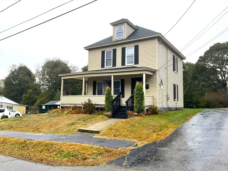 52 Belmont Ave, Winchendon, MA 01475