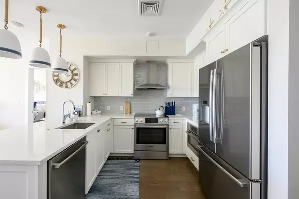 Weymouth, MA 02191,130 Broad Reach #506