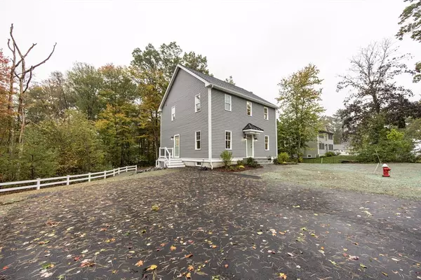 Mansfield, MA 02048,33 Azalea Road