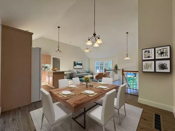 Whitman, MA 02382,93 Porter St