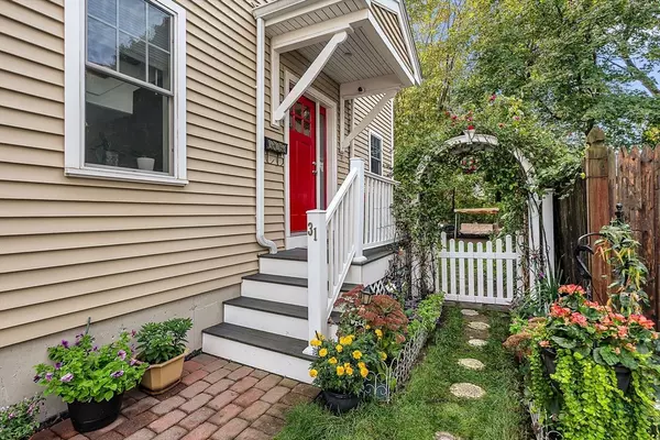 Belmont, MA 02478,31 Grant Ave #31