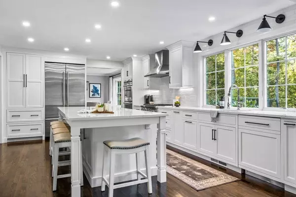 Andover, MA 01810,4 Alonesos Way