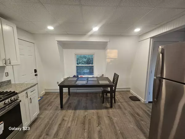 Lawrence, MA 01841,162 Prospect #3rd Floor