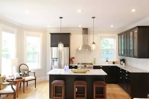 40 Evergreen Ave #1, Somerville, MA 02145