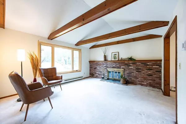 Millbury, MA 01527,37 Sutton Rd