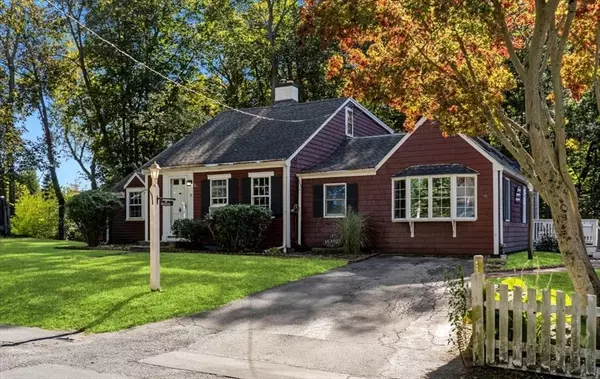 11 Sanborn, Hingham, MA 02043