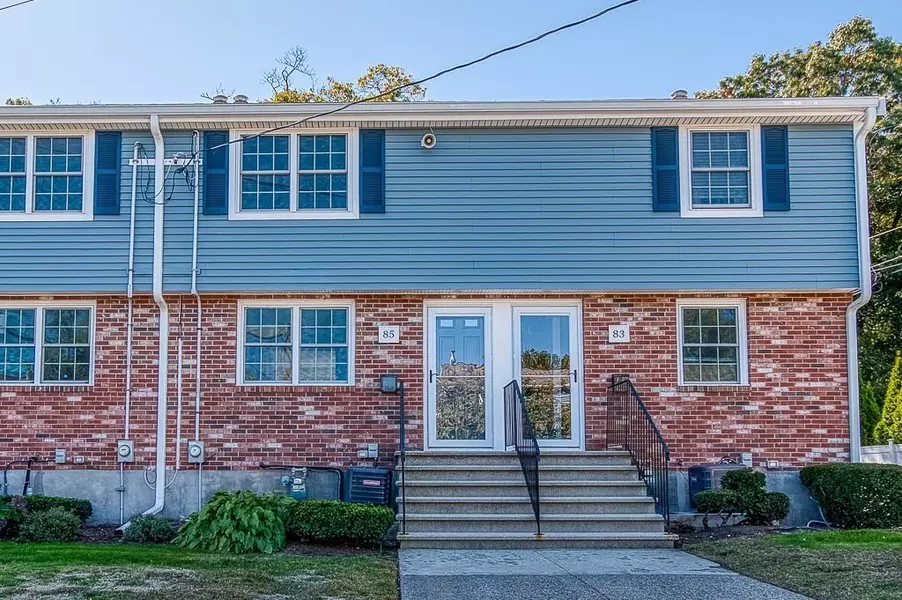 85 Lancaster Rd #85, Dedham, MA 02026