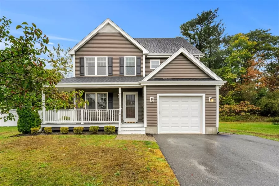 5 Corn Mill Way, Rockland, MA 02370