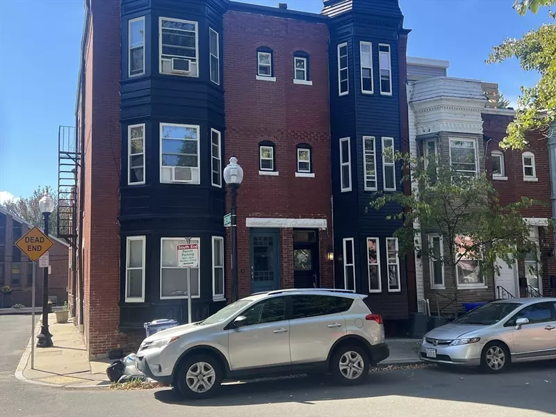 39& 41 Greenwich St, Boston, MA 02120