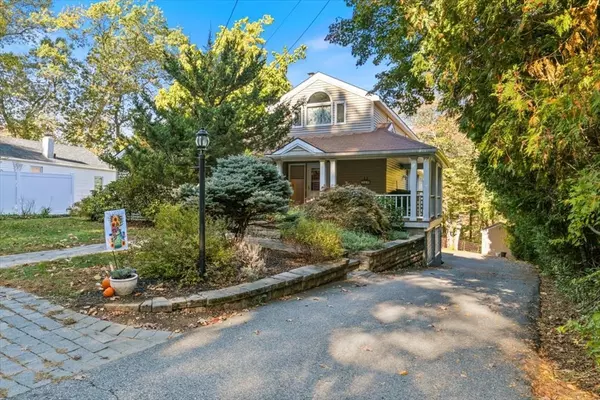 North Andover, MA 01845,240 Dale Street