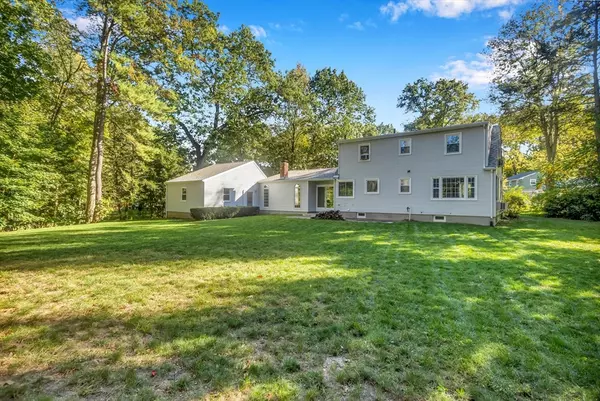 Holyoke, MA 01040,11 Longfellow Rd.