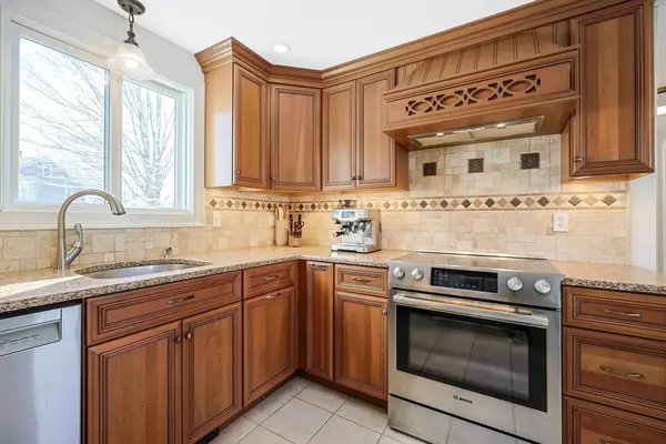 East Bridgewater, MA 02333,10 Eliab Latham Way