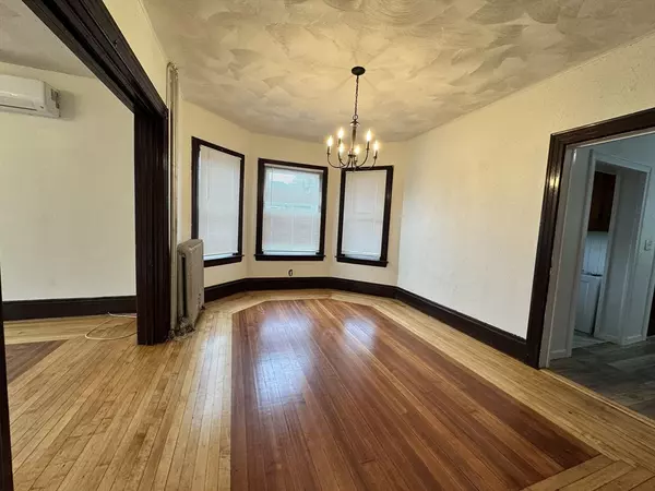 Fall River, MA 02720,341 Belmont St #1