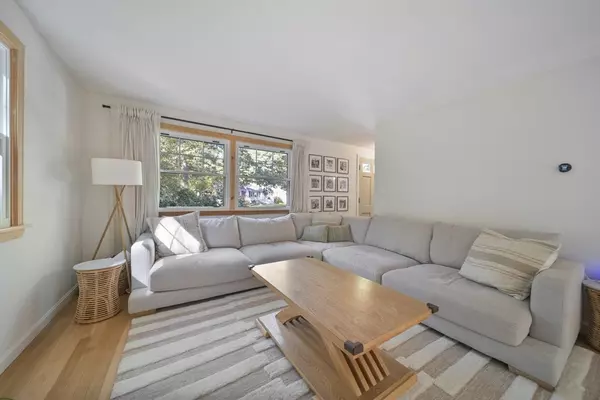 Georgetown, MA 01833,41 Searle St