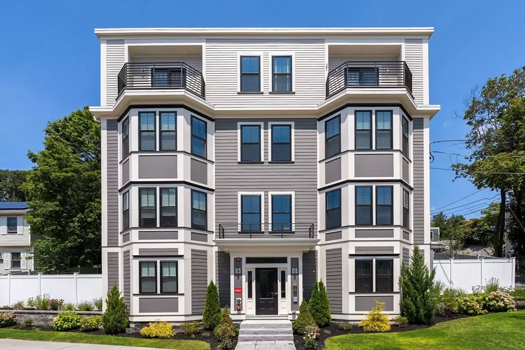 Boston, MA 02124,251 Minot St #6