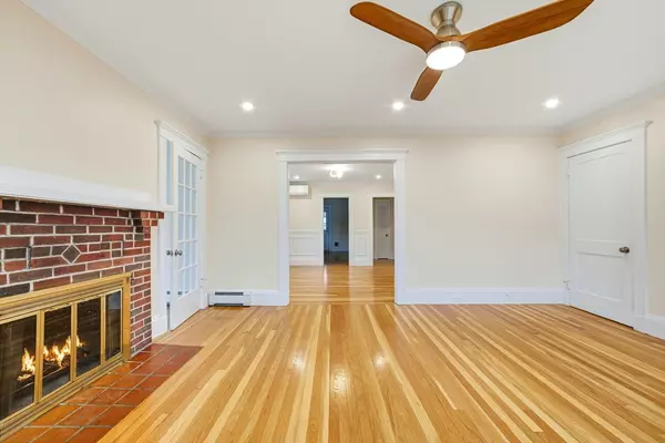 Belmont, MA 02478,18-20 Holden Road #20