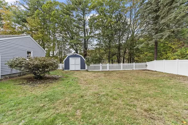Westford, MA 01886,14 Banbury Drive