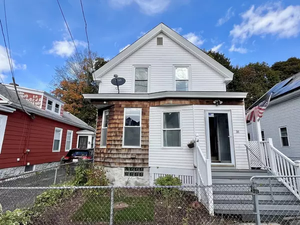 30 Epping St, Lowell, MA 01852