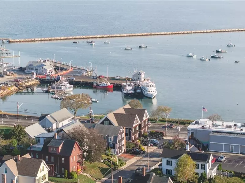 22 Chilton St #1, Plymouth, MA 02360