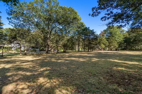 Newton, MA 02459,58 Country Club Rd