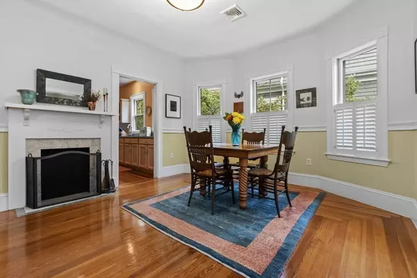 Cambridge, MA 02138,92 Fayerweather St. #2
