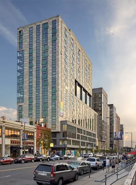 Boston, MA 02215,1282 Boylston St #725