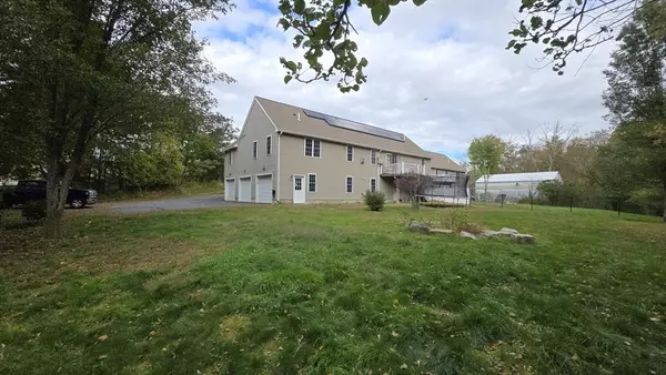 Uxbridge, MA 01569,371 Hartford Ave E #371